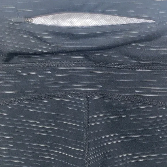 Nike Dri-Fit running short pants, women’s Small - Picture 7 of 8